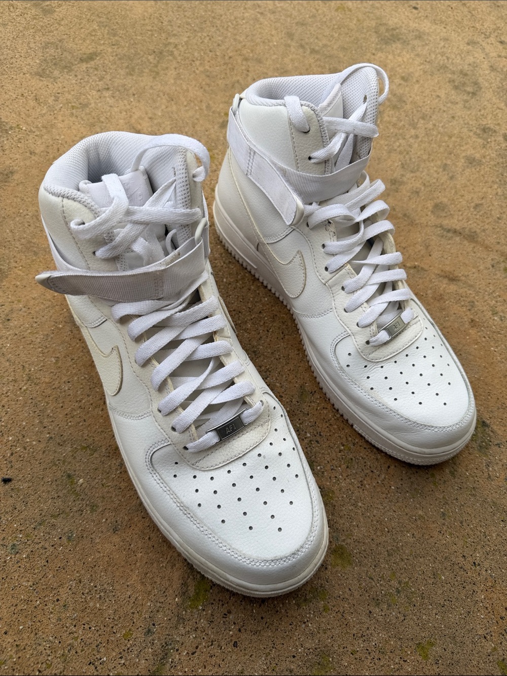 Nike White Air Force 1 High Top '07 Sneakers Men's Size 11.5